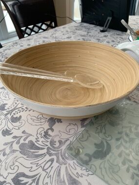 Wood Grain Salad Bowl with White Rim with Ustensils